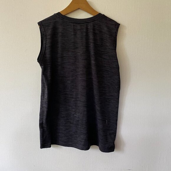 Umbro Sleeveless T-shirt Boys XL Striker Soccer Tank Gray - Picture 4 of 5